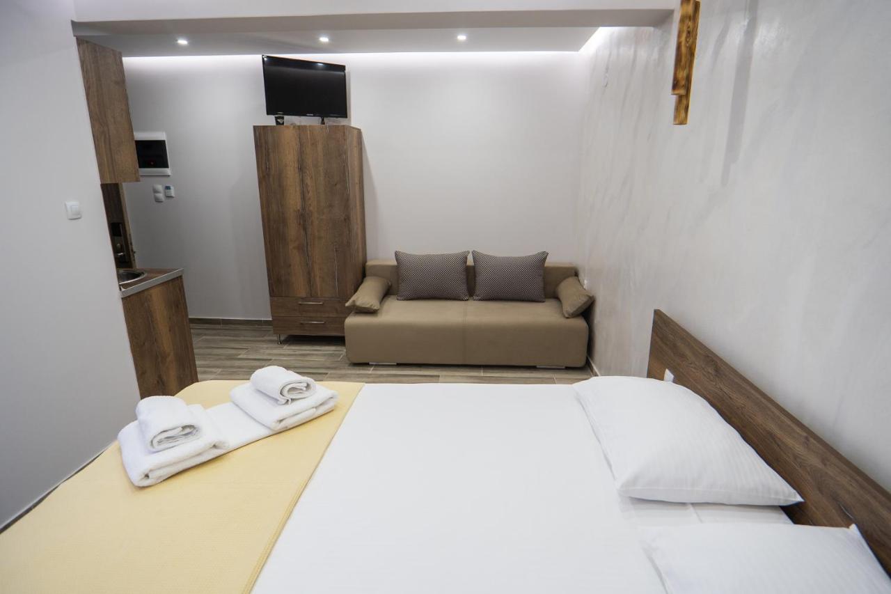 Nikolaidis Apartments Nea Plagia Extérieur photo
