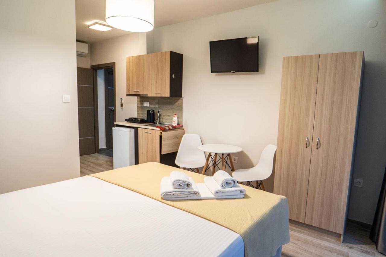 Nikolaidis Apartments Nea Plagia Extérieur photo