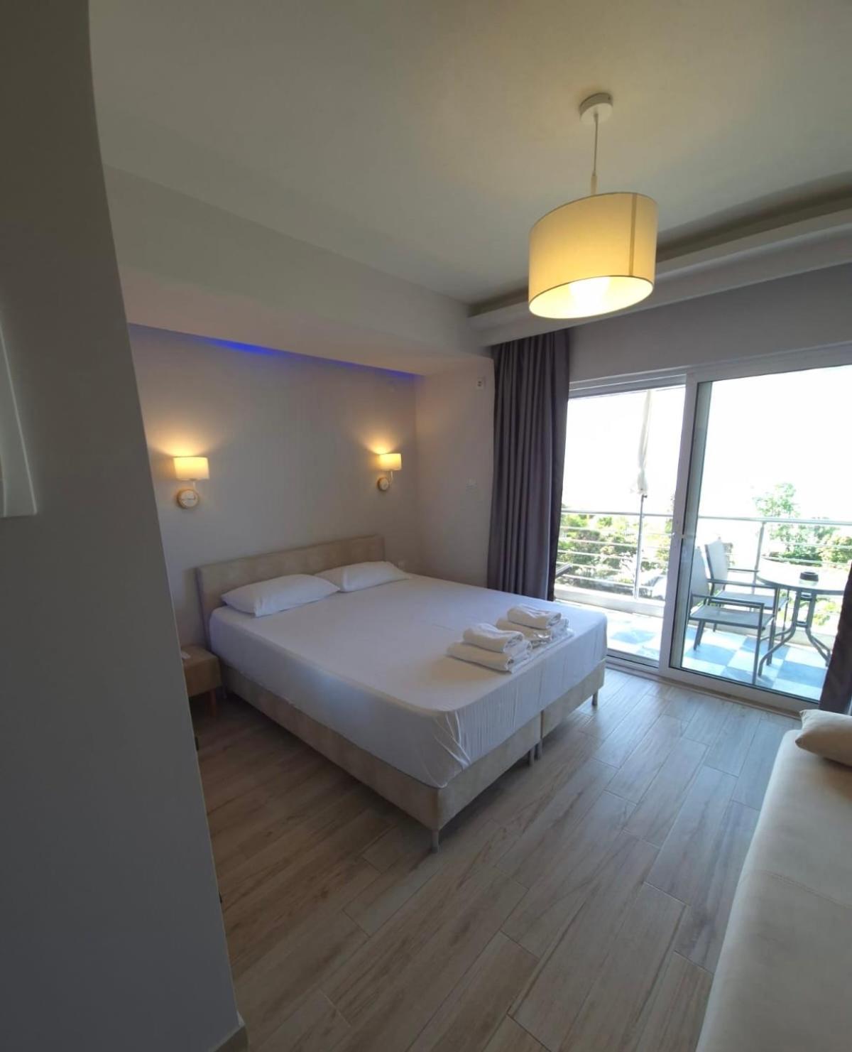 Nikolaidis Apartments Nea Plagia Extérieur photo
